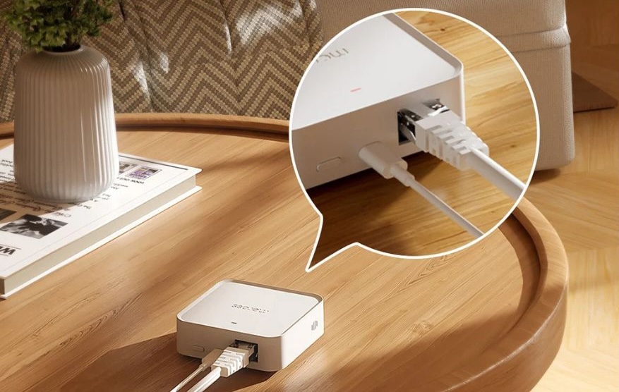 Meross_Smart_WiFi_Matter_Hub_MSH450MA_port